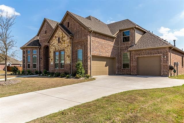 1st image of 542 Leeward Dr