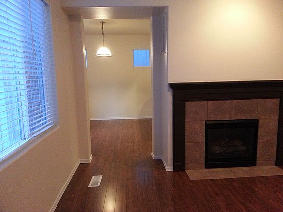 5th image of 1561 SE Blanchard St