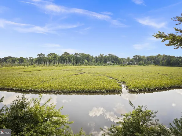 3100 Waterside Ln, Alexandria, VA 22309