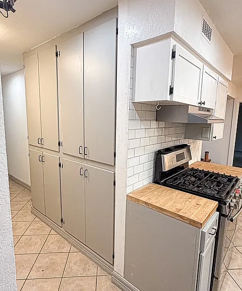 625 Catalina Pl — Photo 6