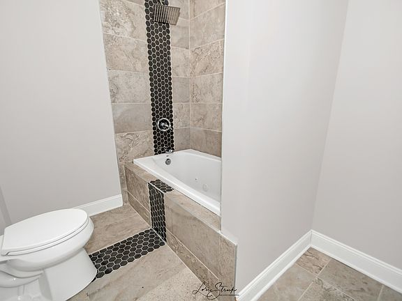 5th image of 8526 S Saint Lawrence Ave