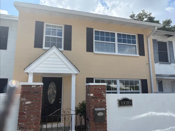 10018 N 52nd St, Temple Terrace, FL 33617
