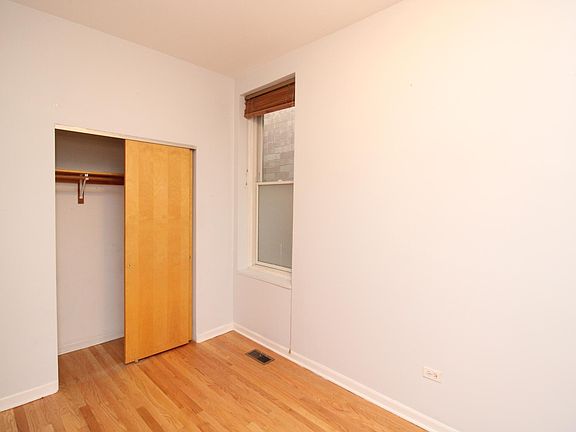 3rd image of 1852 W Thomas St APT 1