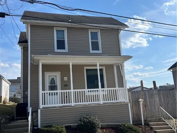 26 Oak St, Manor, PA 15665