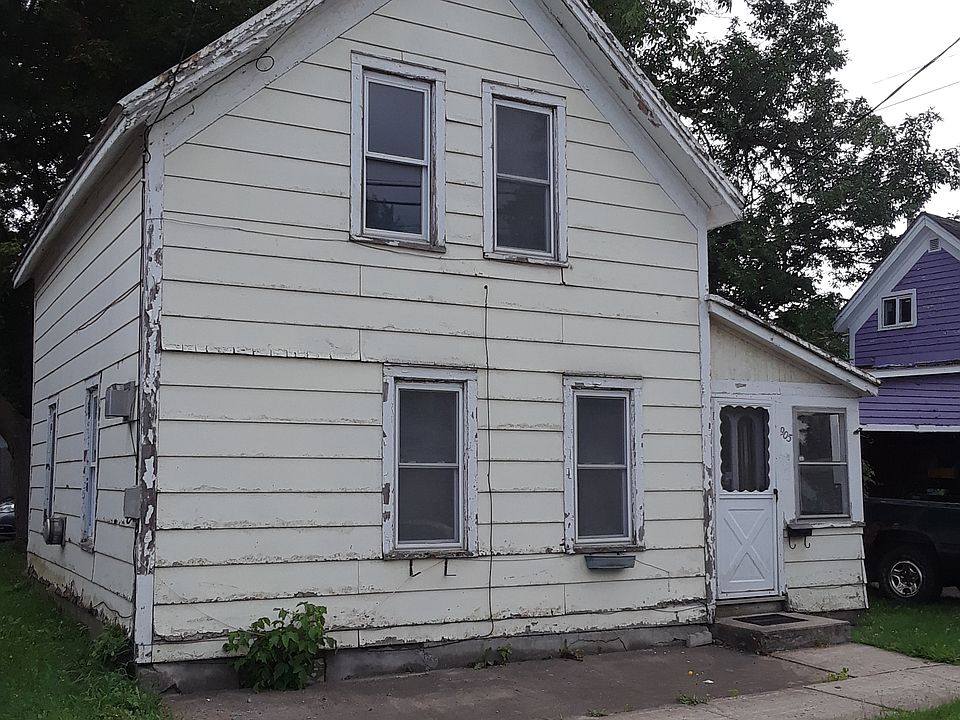 1st image of 905 Lafayette St