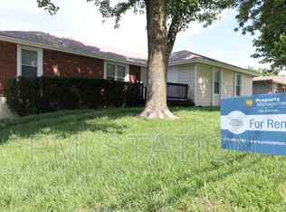500 N Jennings Rd, Independence, MO 64056