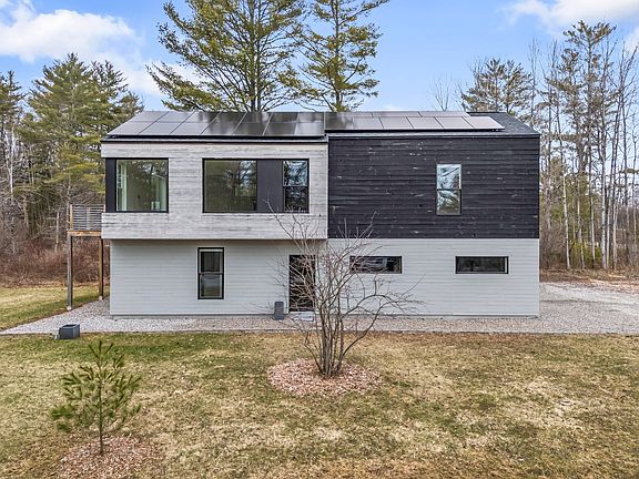 4th image of 1 Cairn Hill Road