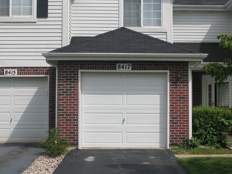 Darien 2br/2bth townhome