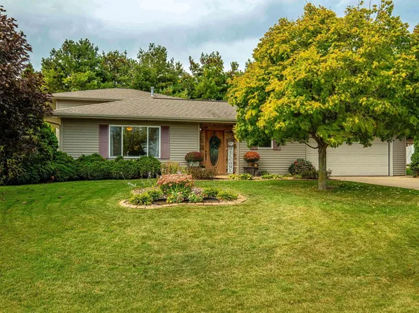 1410 Bea Ann Drive, Dodgeville, WI 53533