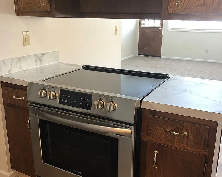 2021 NW Hickory Ln #1 — Photo 14