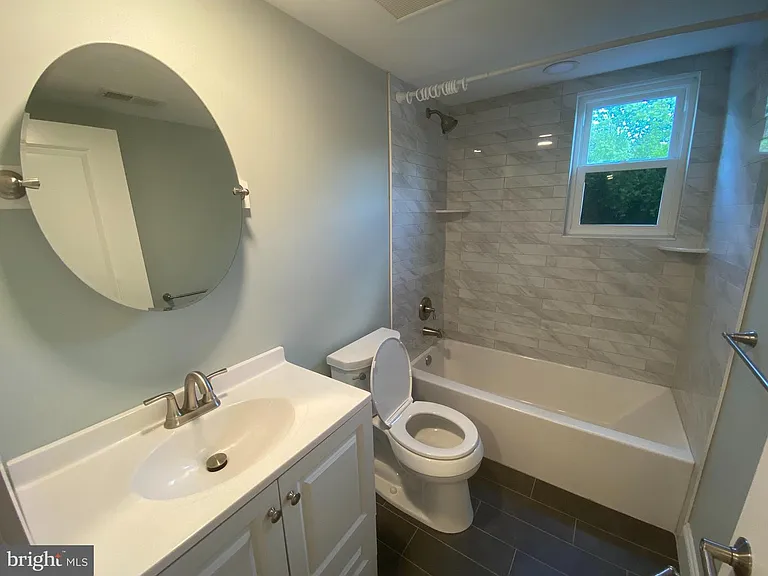538 Durham Rd #D — Photo 9