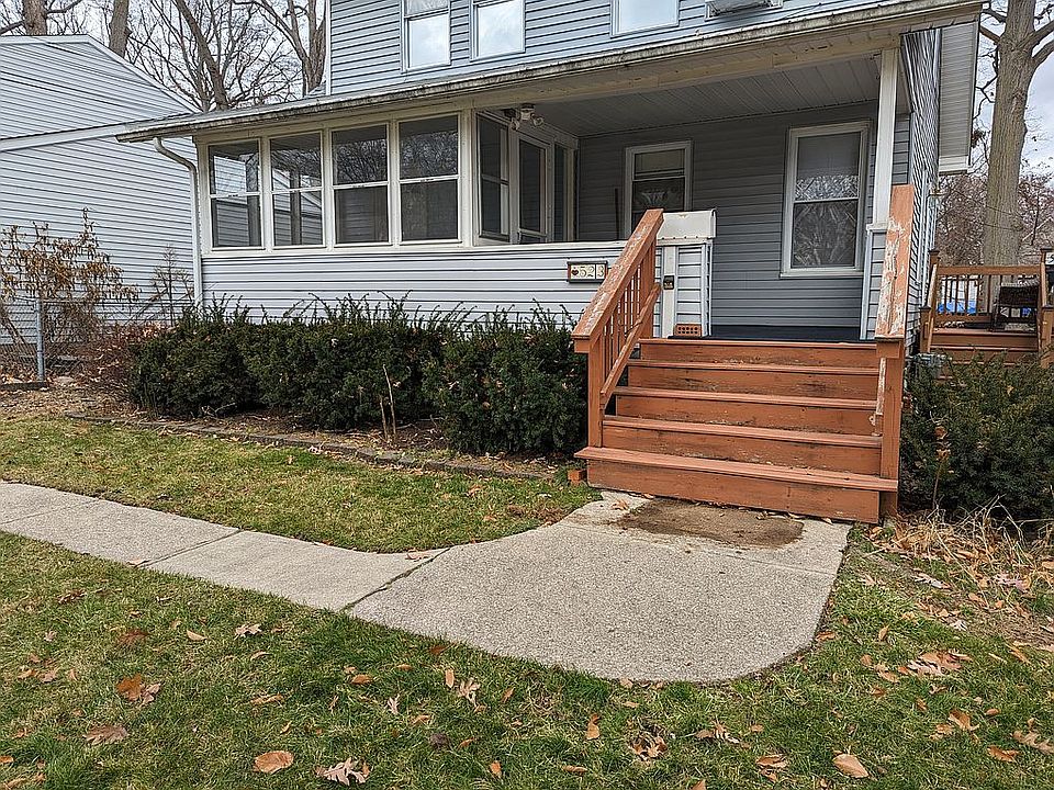 1st image of 523 Parkdale Ave