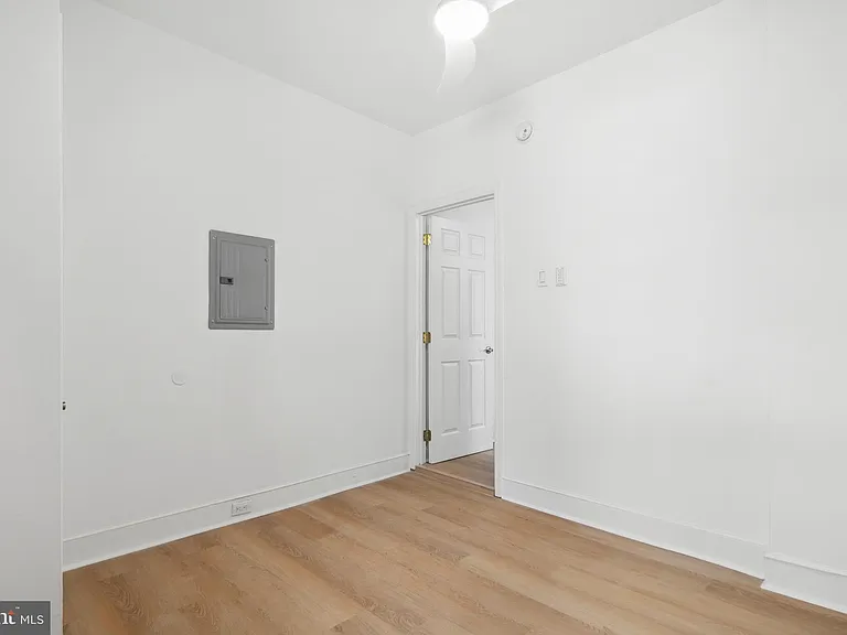 3871 Terrace St #1F — Photo 7