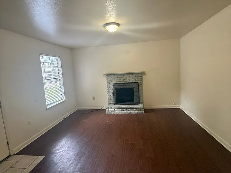 8336 Bayou Fountain Ave — Photo 8