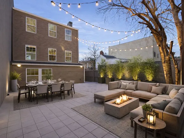 219 26th St #Hse, Brooklyn, NY 11232