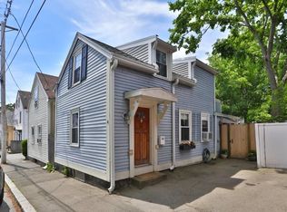 4 Oak St, Salem, MA 01970