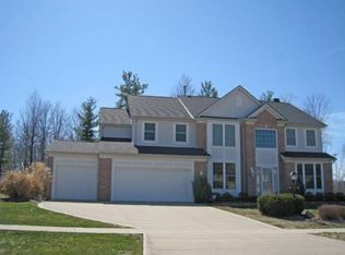 21337 Oakhurst Ln, Strongsville, OH 44149