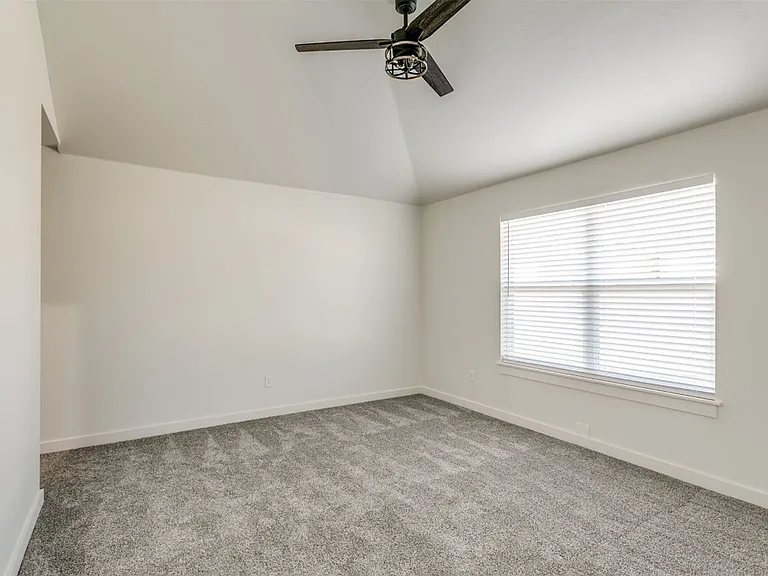 1254 Kingston Rd — Photo 28