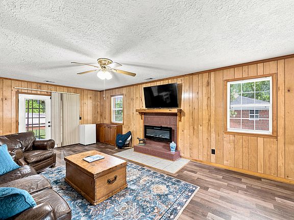 5th image of 15 Pipeline Rd