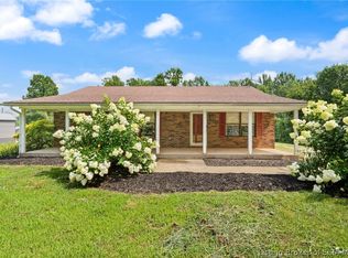 9211 Cottonwood Ln SE, Elizabeth, IN 47117
