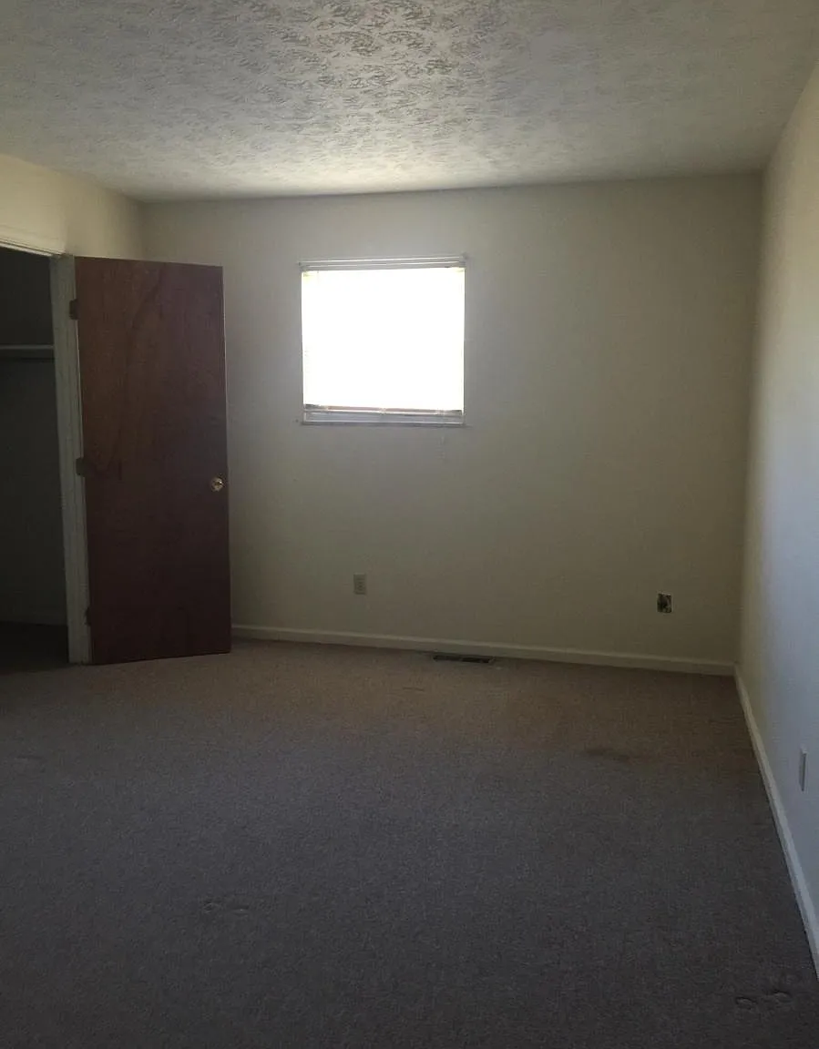 311 Waveland Avenue — Photo 3