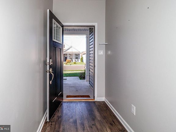 5th image of 5 Preston Ln