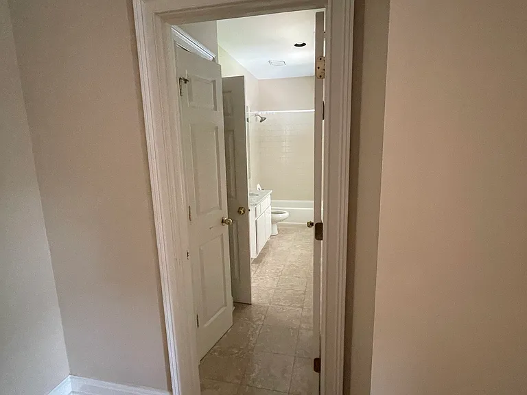 336 Peachtree Ave NE — Photo 25