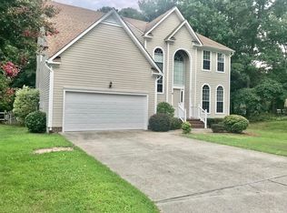 6412 Olde Bullocks Cir, Suffolk, VA 23435