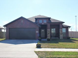 2010 S Jonathan Hunter St, Joplin, MO 64804
