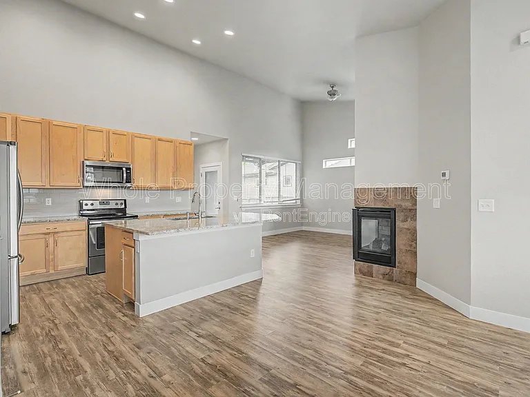 9985 E 59th Ave — Photo 5