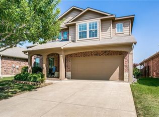 2709 Triangle Leaf Dr, Fort Worth, TX 76244