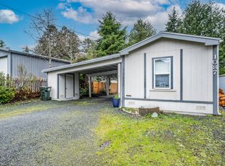 1087 S Harbor St, Rockaway Beach, OR 97136