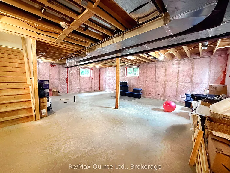 76 Ridgeway Pl — Photo 11