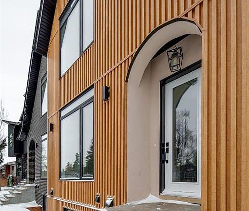 3rd image of 2227 E 36th St SW