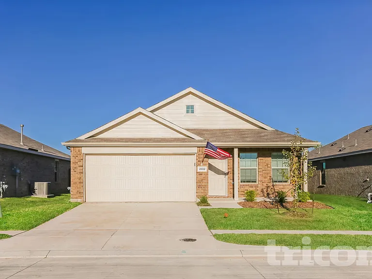 2602 Vavra Ln — Photo 1