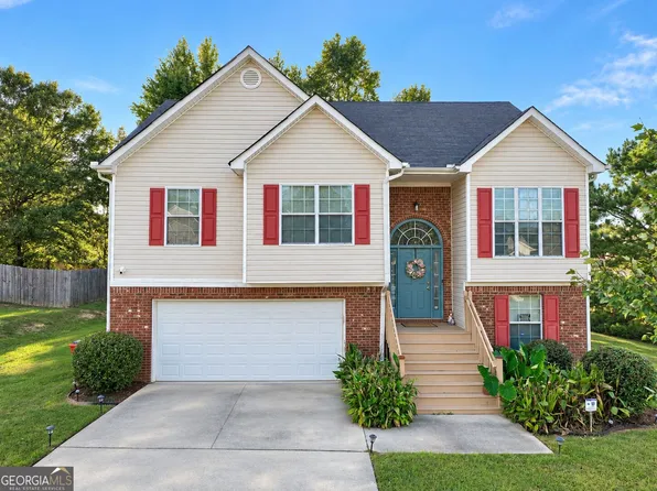 704 Tullamore Way, Hampton, GA 30228