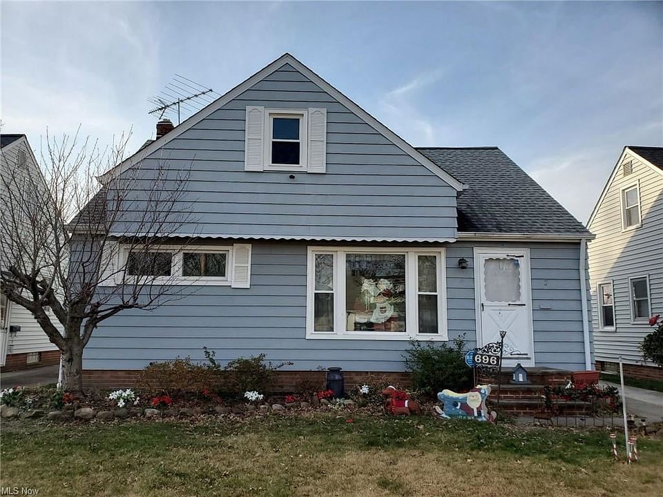 1st image of 696 E 241st St