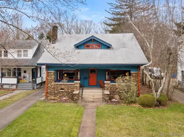 1566 Whitney Avenue, Hamden, CT 06517