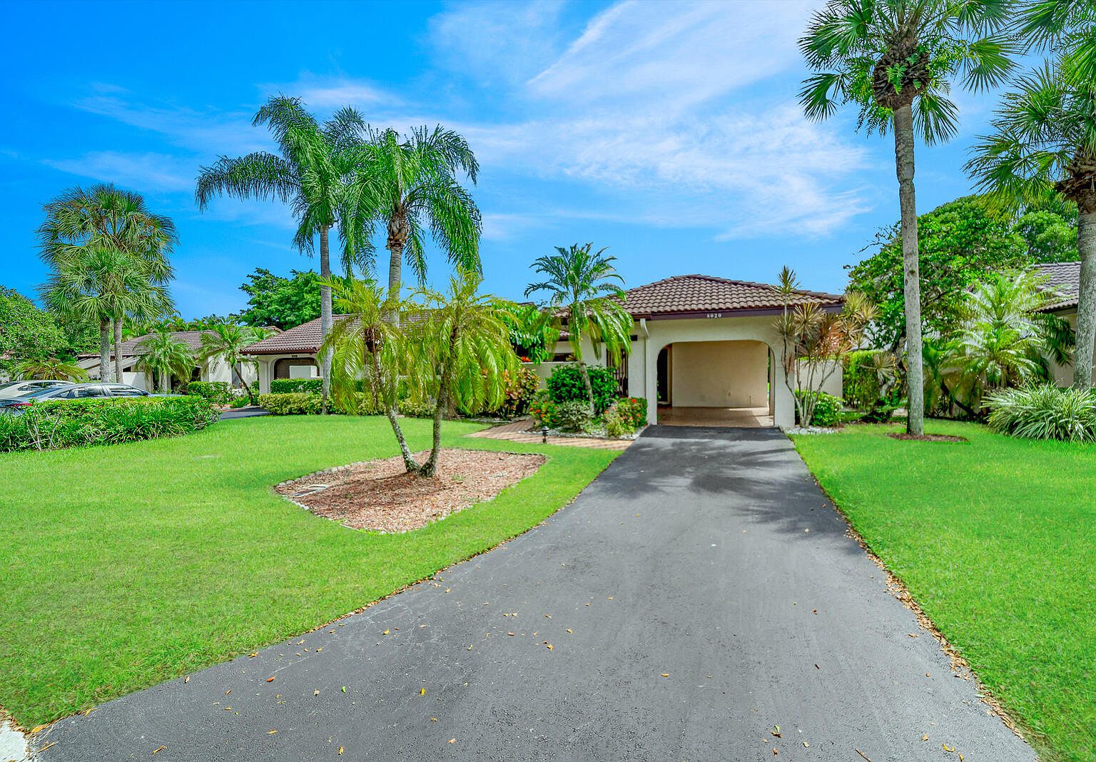 8020 Eastlake Dr #11A