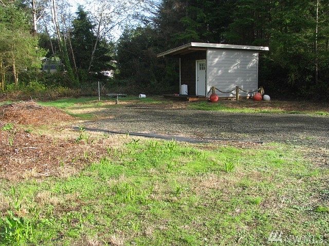 1st image of 20619 Birch Pl N