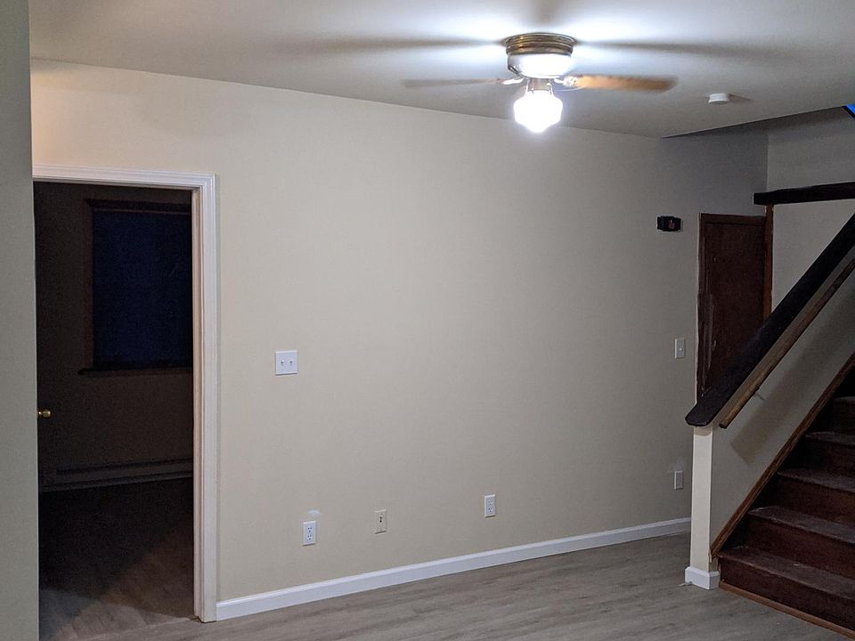 2nd image of 147 Foster Hill Rd #1