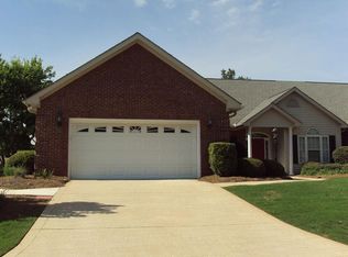 116 Hunters Village Dr, Greenwood, SC 29649