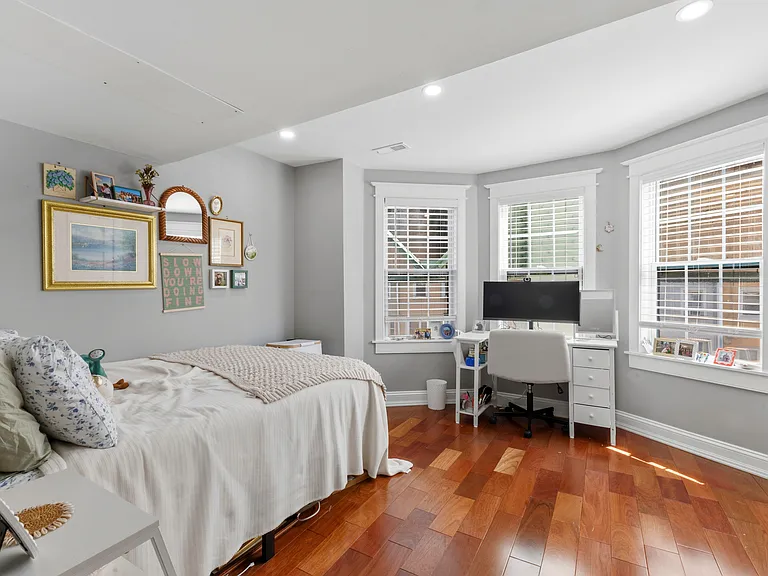 4331 Cresson St — Photo 20