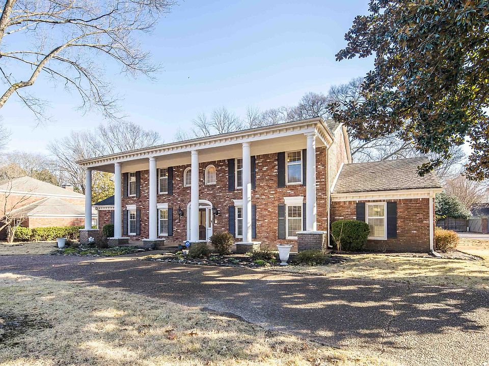 1st image of 2072 Kirby Rd