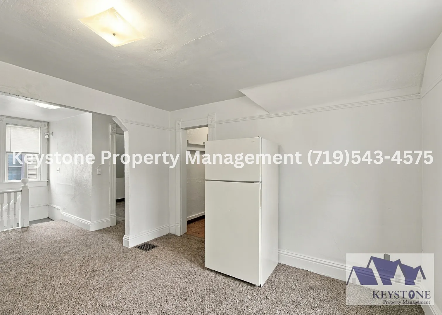 $375 Off Move In Special! Centrally Located 2nd Floor Apartment with 1 Bedroom/1 Bathroom - $750/... — Photo 4