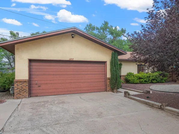 1637 Arcadian Trl NW, Albuquerque, NM 87107