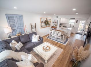 116 W Annandale Rd, Falls Church, VA 22046