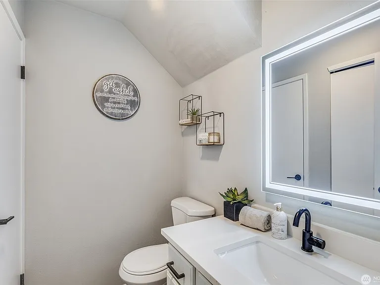 2125 Bridgeport Way W #2125 — Photo 14