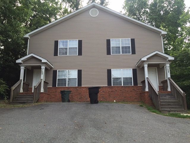 1st image of 1524 Hudson St #2