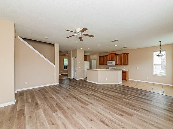 5th image of 6305 36th Ct E